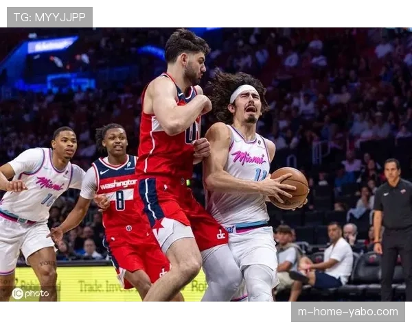 哈克斯32分热火外线火力全开 奇才防守体系应对不足 哈克斯32分热火外线火力全开 奇才防守体系应对不足